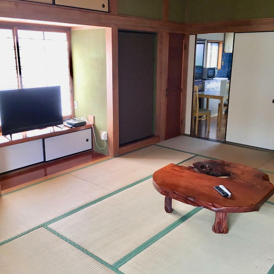 まるで一国一城の主 佐藤邸 Hotel Nichinan Exterior photo